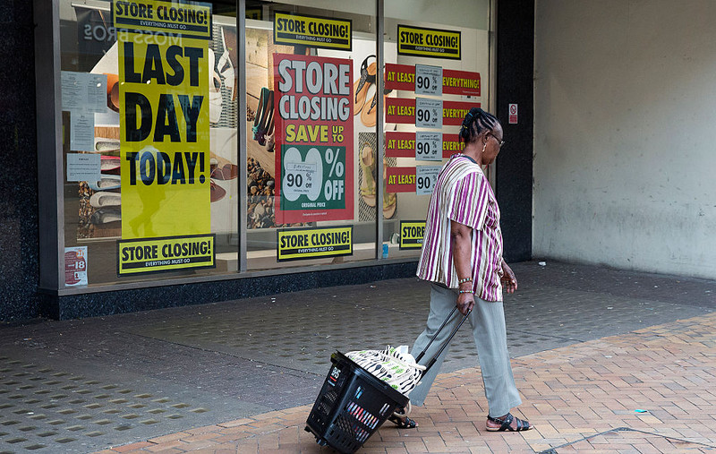 E-sklepy "zabijają" brytyjskie "high streets". Wszystko przez podatki