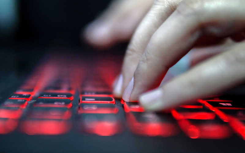 Cyberprzestępcy sięgają po memy na portalach społecznościowych