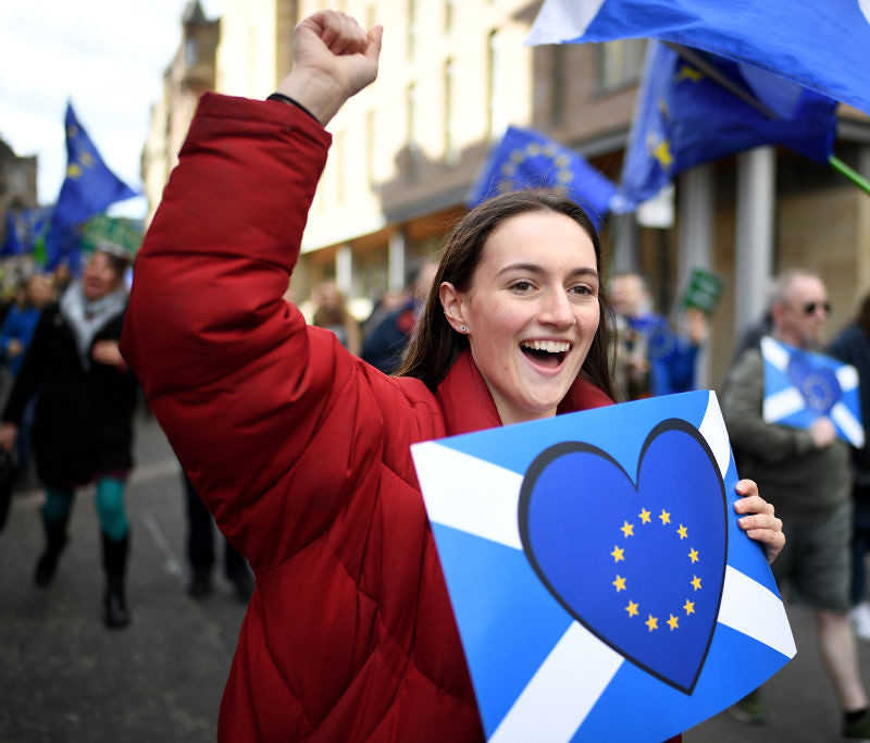 Europejczycy ze Szkocji mają dosyć rejestracji "settled status"