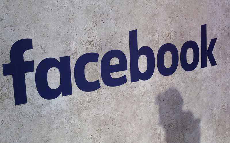 Facebook usunął fałszywe konta w UK promujące mowę nienawiści