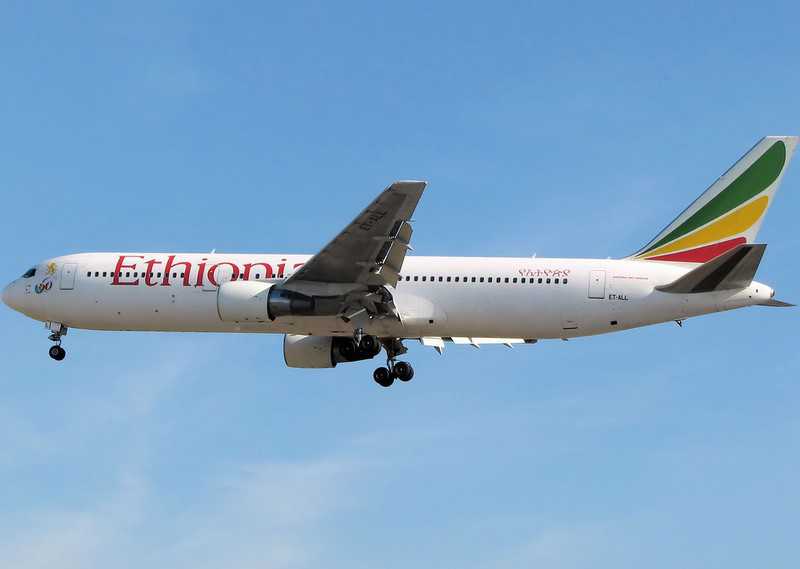 Etiopia: Rozbił się samolot ze 157 osobami na pokładzie. Są ofiary śmiertelne