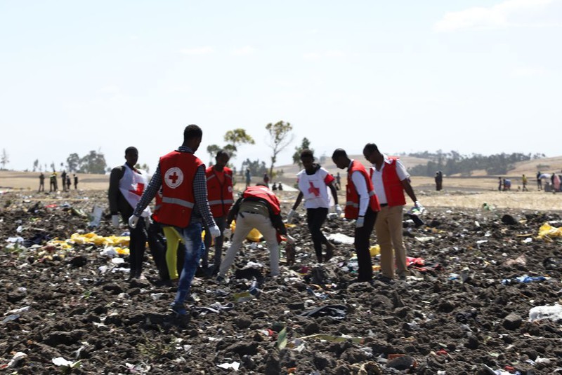 Etiopskie linie: Nikt nie przeżył katastrofy lotniczej. Zginęło 157 osób 