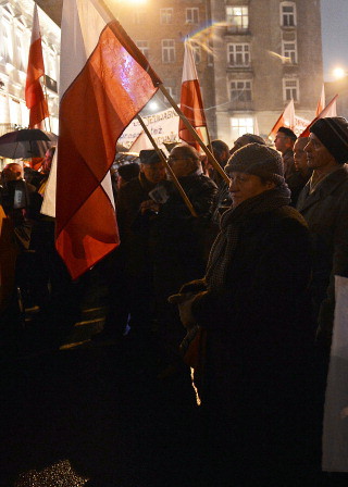 Coraz więcej Polaków czuje się lekceważonych przez władzę