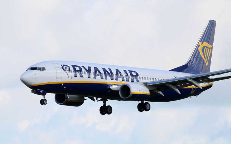 Pasażer Ryanair zapłacił 115 euro "ekstra", bo autokorekta pomyliła jego imię