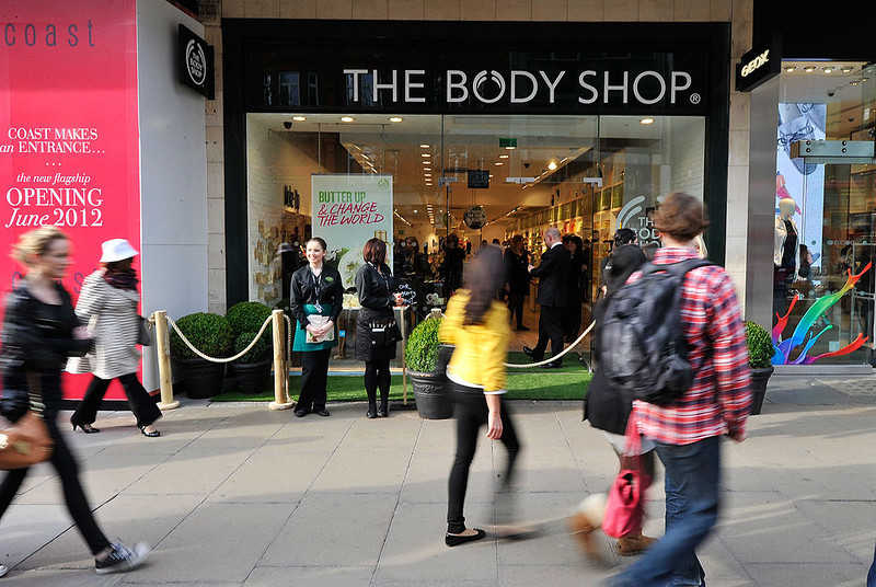 Brexit: Body Shop też ucieka z Wielkiej Brytanii