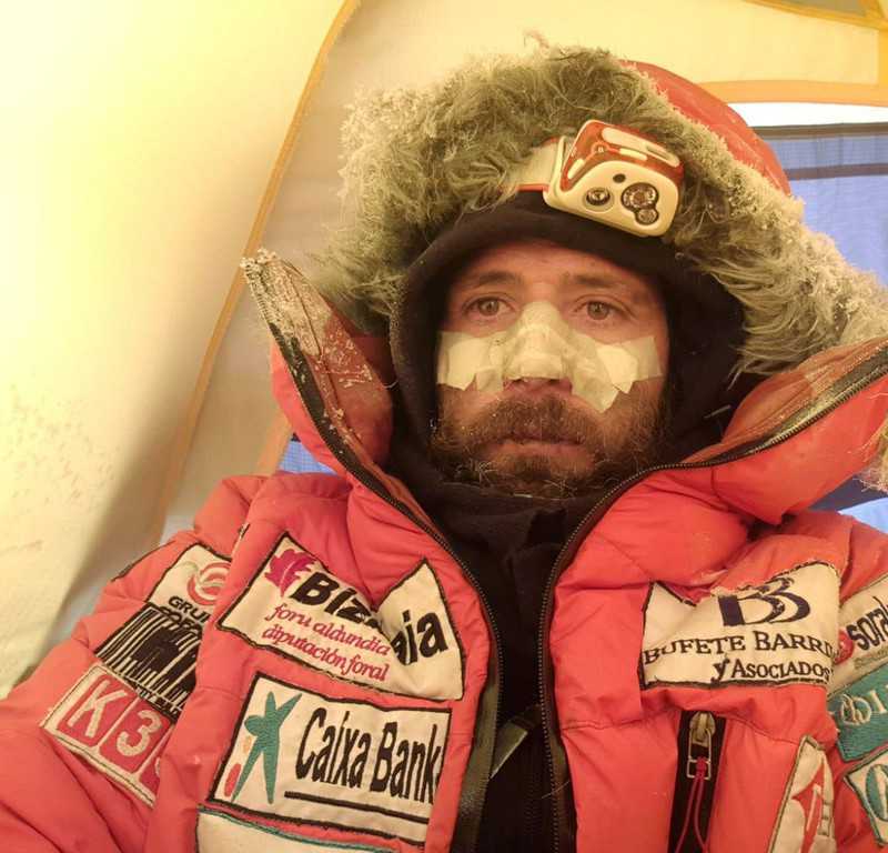Txikon zakończył zimową wyprawę na K2. Polacy znów spróbują