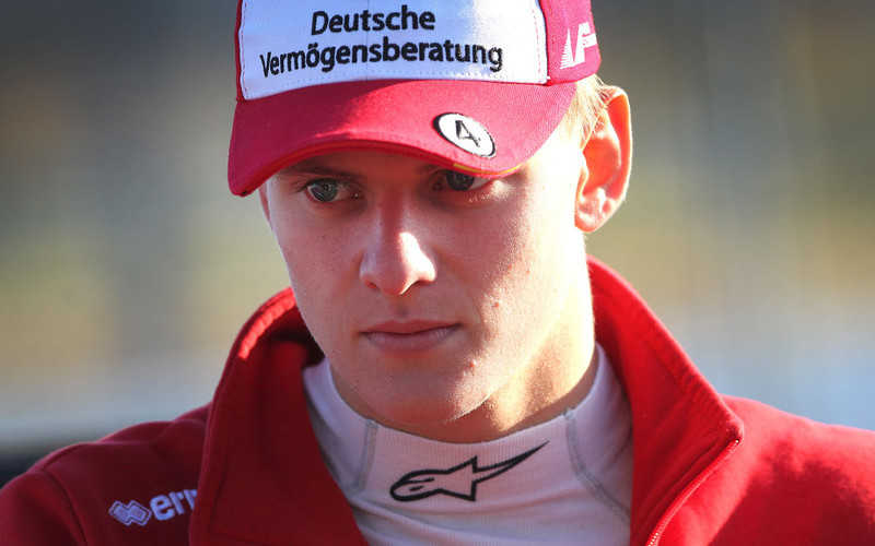 Mick Schumacher says being compared to his father is 'not a problem'