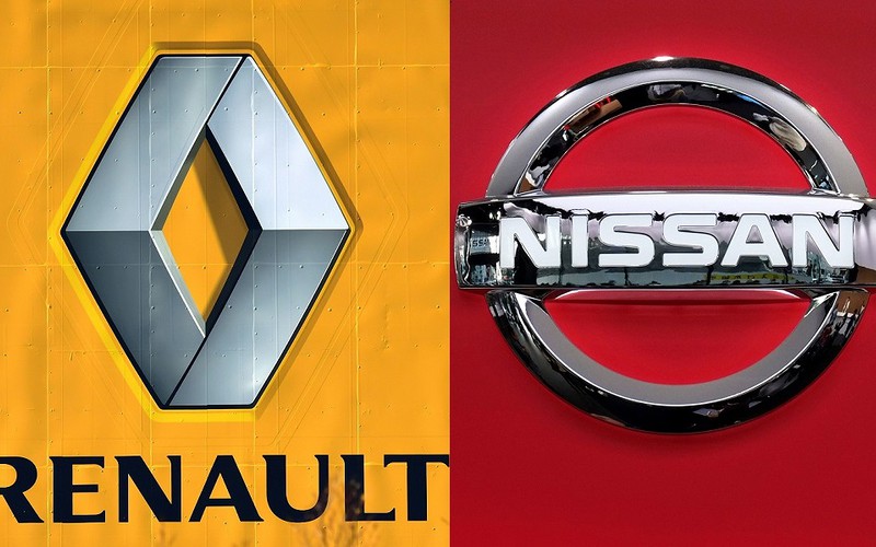 Renault seeks merger with Nissan and FCA