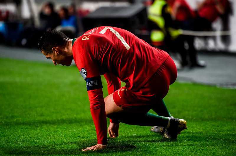 Piłkarska LM: Uraz może wykluczyć Cristiano Ronaldo z meczu z Ajaksem