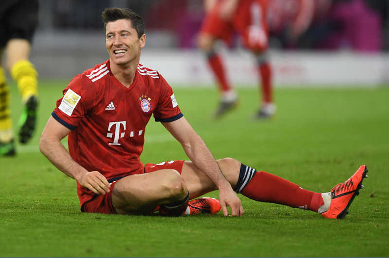 Liga niemiecka: Blisko sensacji w Norymberdze, Bayern nie uciekł Borussii