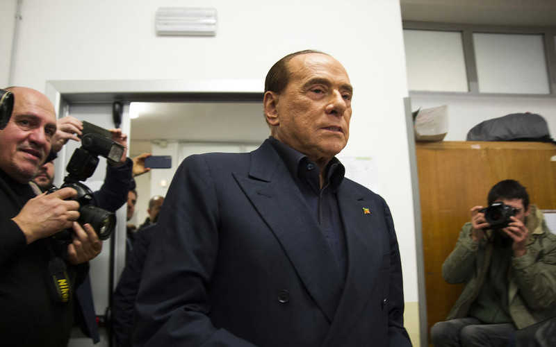 Silvio Berlusconi przeszedł operację. Czuje się dobrze