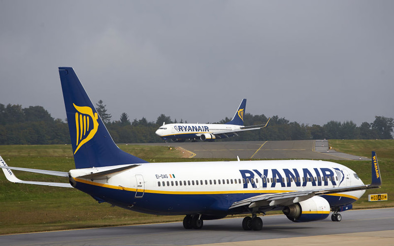Samoloty Ryanair i Jet2 zderzyły się na lotnisku w UK