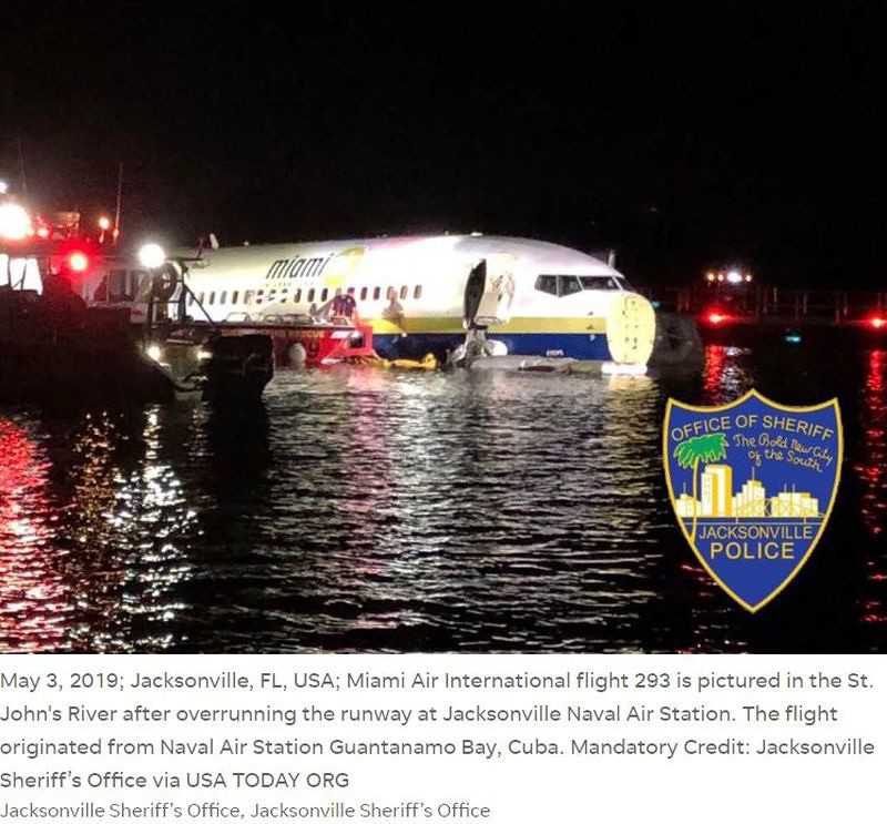 USA: Samolot ze 136 pasażerami na pokładzie wpadł do rzeki 