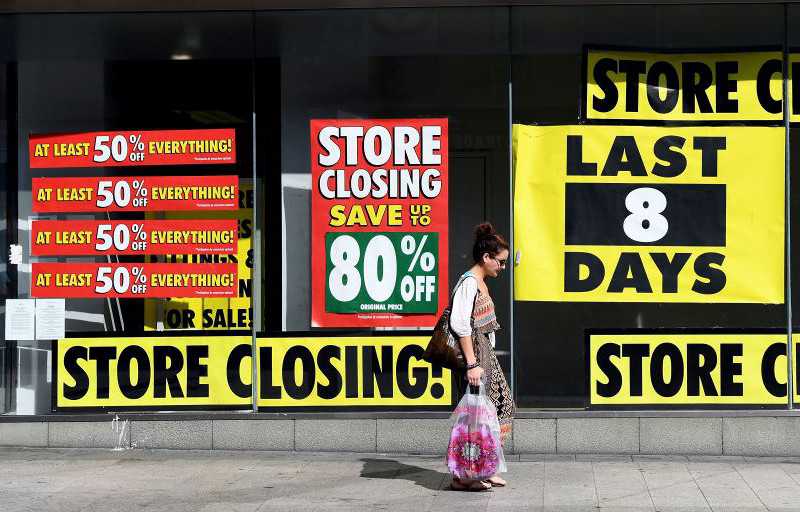 More stores disappear from the main streets
