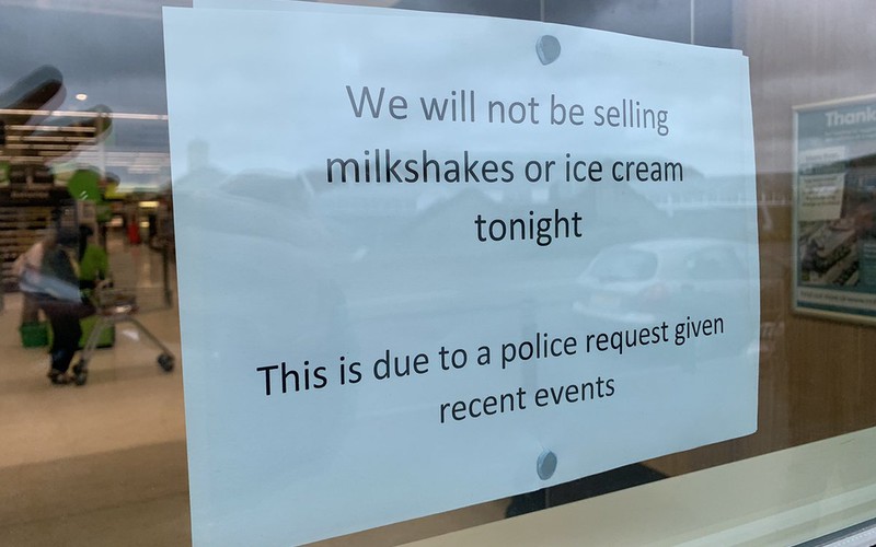 Police ask McDonald's to halt milkshake sales during Farage rally