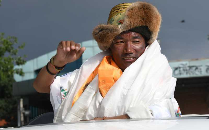 Nepal Climber Bests Own Record Within Week, Scales Everest For 24th Time