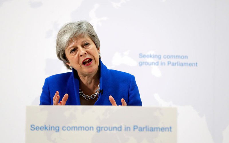 Theresa May says new Brexit deal will include vote on second referendum