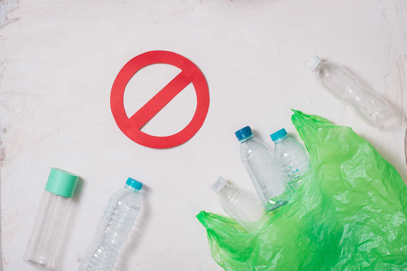 UE zamierza wyeliminować jednorazowe produkty z plastiku