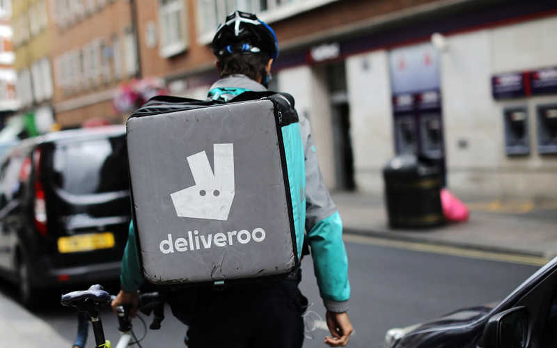 Deliveroo "pomoże" stworzyć 70 tys. miejsc pracy w UK