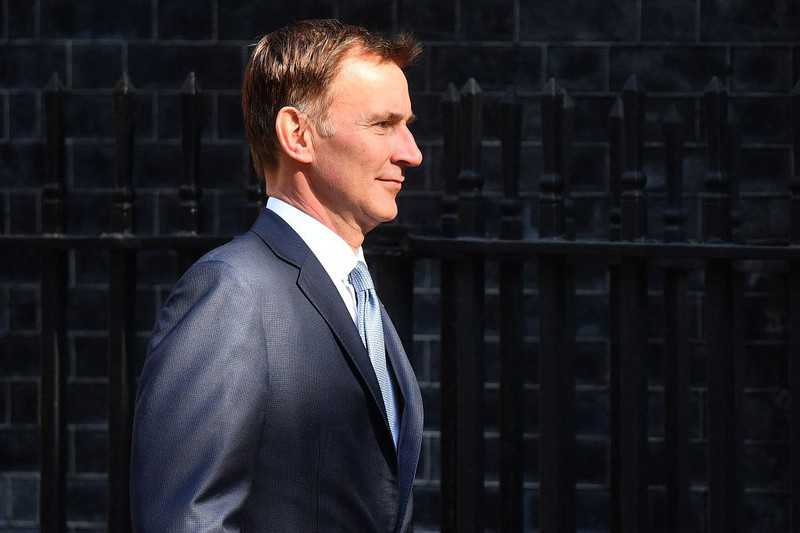 Hunt: push for no-deal Brexit would be 'political suicide'