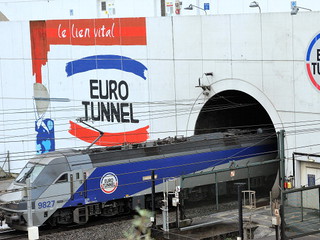 Wznowiono ruch pociągów w Eurotunelu