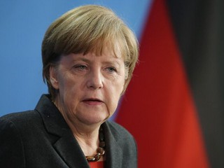 Merkel krytykowana we własnej partii za akceptację islamu