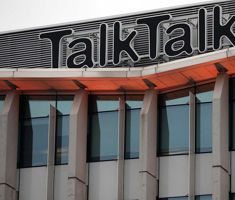 4 lata więzienia dla hakera, który wykradł dane sieci TalkTalk