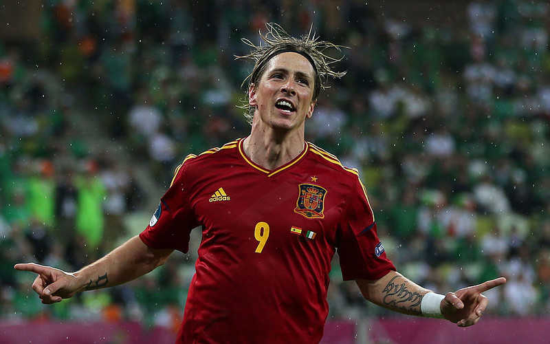 Fernando Torres announces his retirement after glittering 18-year career