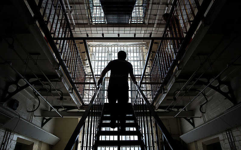 Więzienia w UK przepełnione "jak nigdzie w Europie"