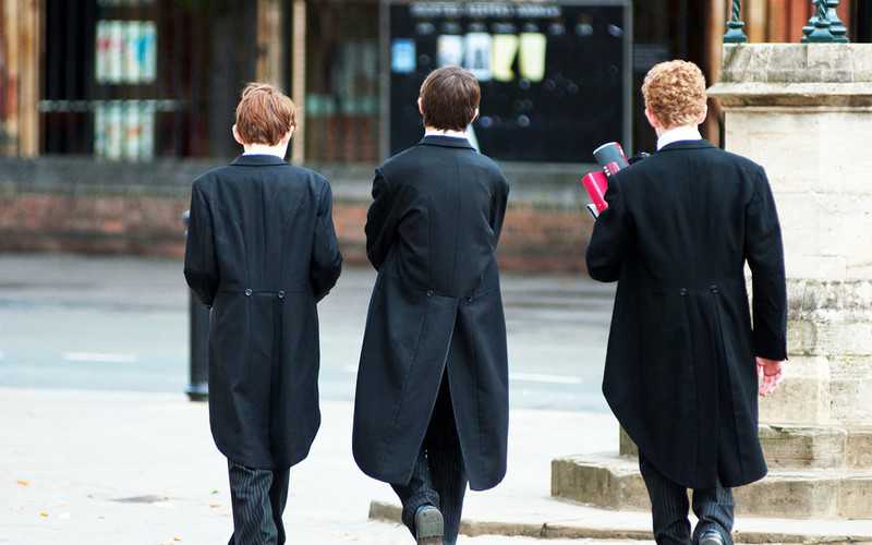 Britain's top jobs still in hands of private school elite, study finds