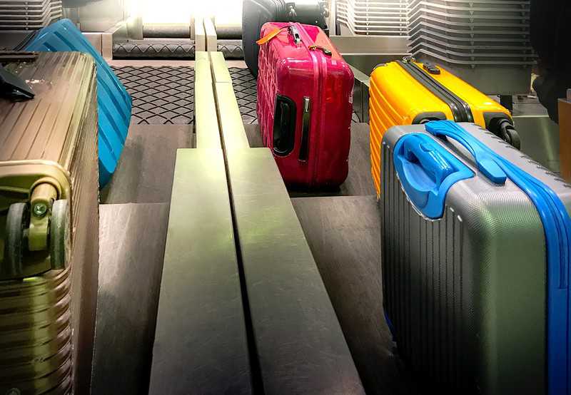Urząd Lotnictwa Cywilnego: Źle spakowany bagaż stanowi zagrożenie