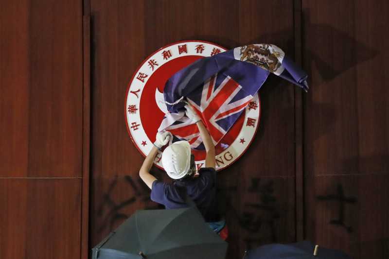 Wielka Brytania ostrzega Chiny przed konsekwencjami ws. Hongkongu