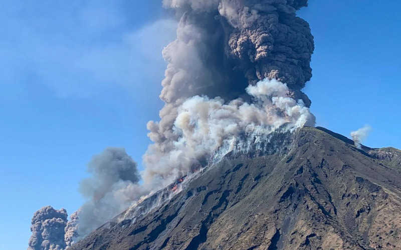 One dead after Stromboli volcano erupts on popular Italian tourist island