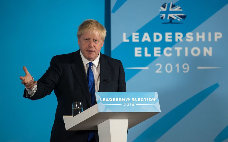 Boris Johnson calls for all immigrants to learn English and criticises lack of integration