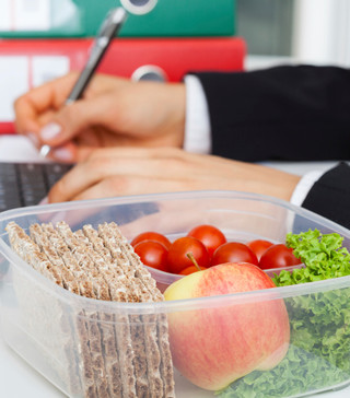 Taking packed lunch to work every day can save you money