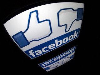 Facebook suffers widespread outage