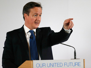  Britain would be BETTER with fewer migrants, says Cameron