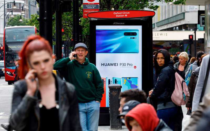 Brytyjska komisja: "Brak podstaw technicznych do wykluczenia Huawei"