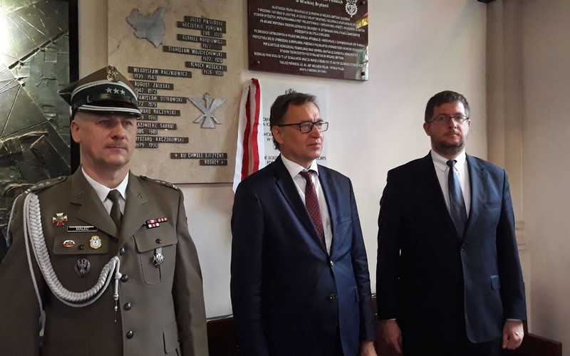 Prezes IPN odsłonił tablicę pamięci 2. Korpusu Polskiego