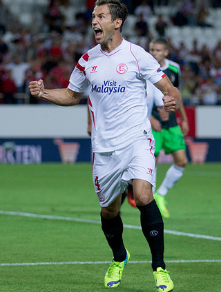 Krychowiak strzela gola, ale Sevilla upada