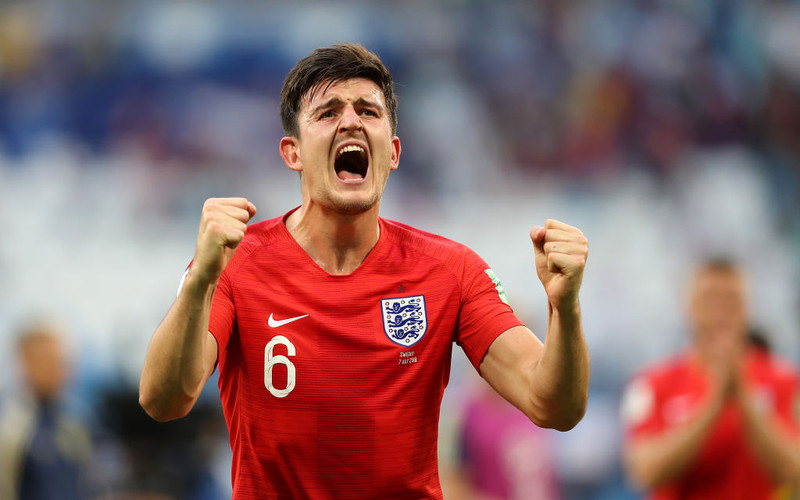Harry Maguire: Man Utd agree £80m deal for Leicester defender 