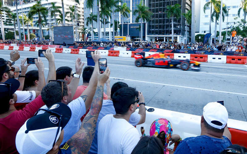 'Miami or Las Vegas' top list of potential F1 venues, says Carey