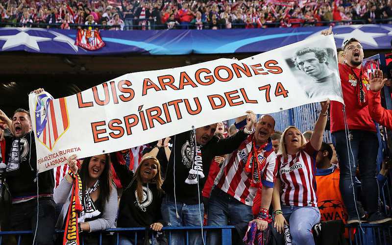 A monument to coach Aragones will stand in front of the Atletico stadium