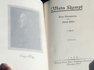 "Mein Kampf" zostanie opublikowane. Kiedy?