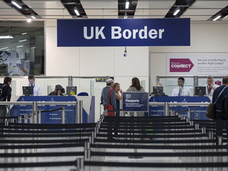 "Najmądrzejsi Brytyjczycy wyjeżdżają, przyjeżdżają słabo wykwalifikowani imigranci"
