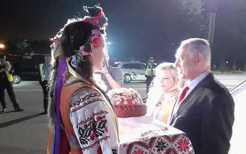 Kontrowersyjne zachowanie żony premiera Izraela w Kijowie