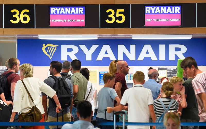 Klienci o Ryanair: "Chciwy" i "arogancki"