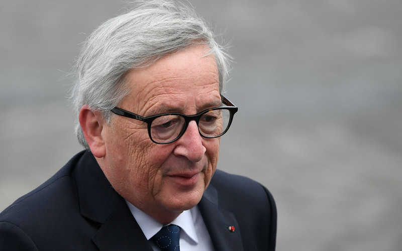 Juncker left the hospital. After the weekend he has to go back to work