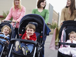Tories consider limiting child benefit to three children