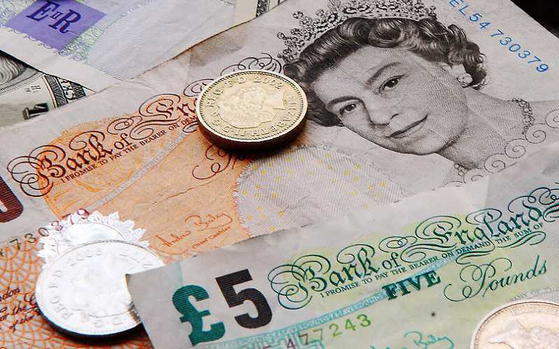 Po UK wciąż krąży £1,5 miliarda starych banknotów